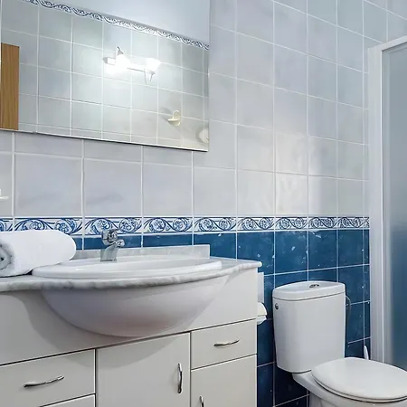 Semesterbostad Con Piscina Privada No Permitimos Grupos De Jovenes Conil De La Frontera