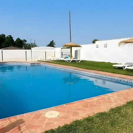 Con Piscina Privada No Permitimos Grupos De Jovenes Semesterbostad